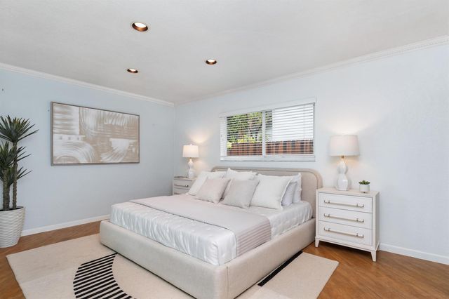 1771 NE 33RD Street, Oakland Park, FL 33334