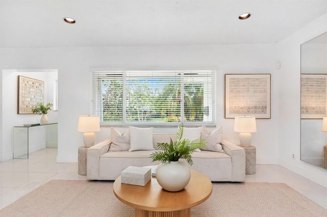 1771 NE 33RD Street, Oakland Park, FL 33334