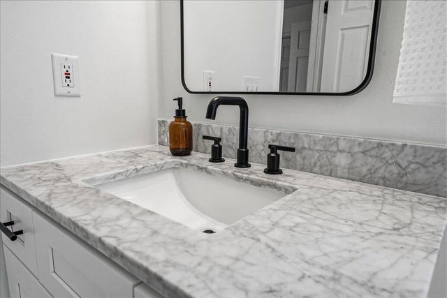 4209 Sumac, Valparaiso, IN 46383