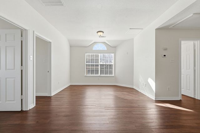 1406 Monte Carlo Drive, Mansfield, TX 76063