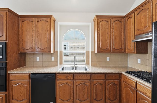 1406 Monte Carlo Drive, Mansfield, TX 76063