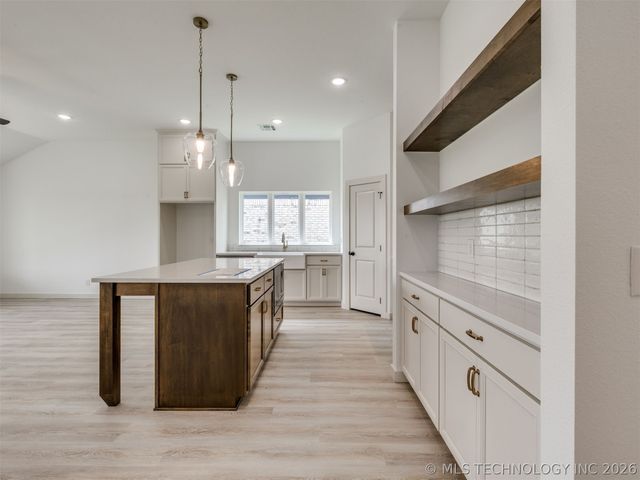 3482 E 153rd Street S, Bixby, OK 74008