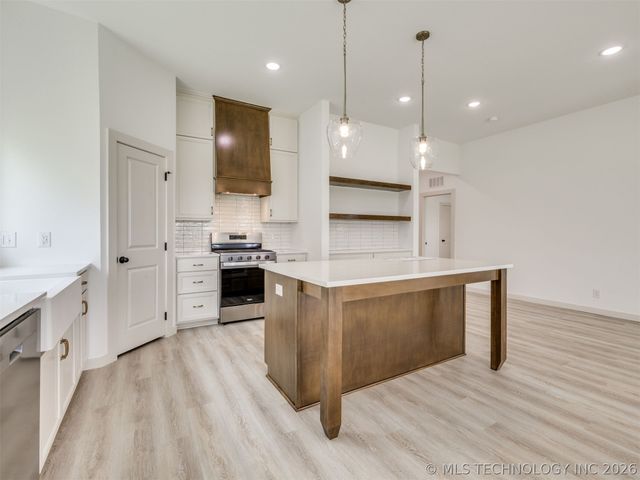 3482 E 153rd Street S, Bixby, OK 74008