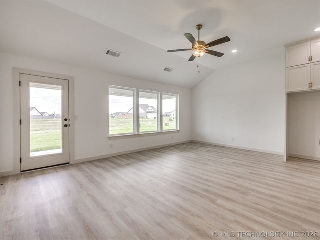 3482 E 153rd Street S, Bixby, OK 74008