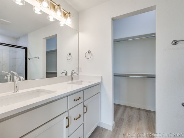 3482 E 153rd Street S, Bixby, OK 74008