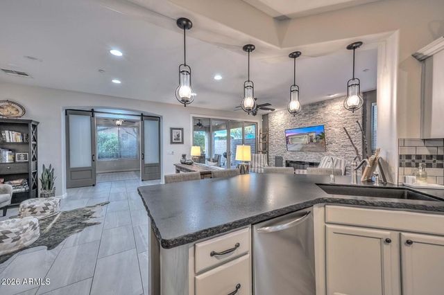 12362 W Gambit Trail, Peoria, AZ 85383