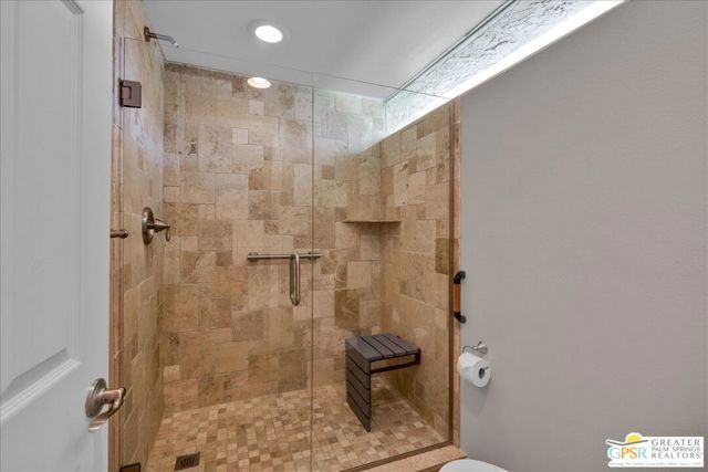 261 E La Verne Way B, Palm Springs, CA 92264