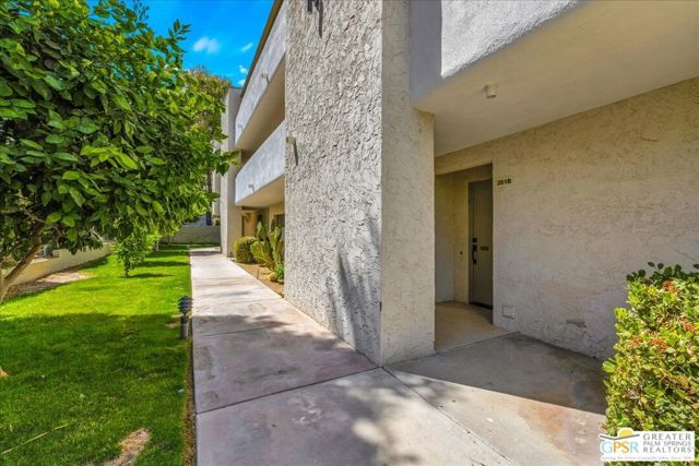 261 E La Verne Way B, Palm Springs, CA 92264