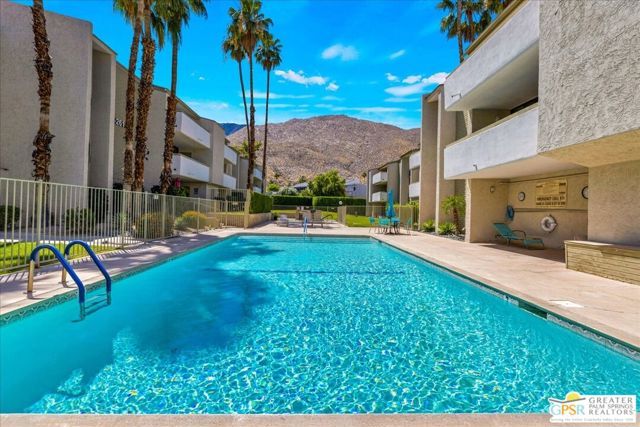 261 E La Verne Way B, Palm Springs, CA 92264