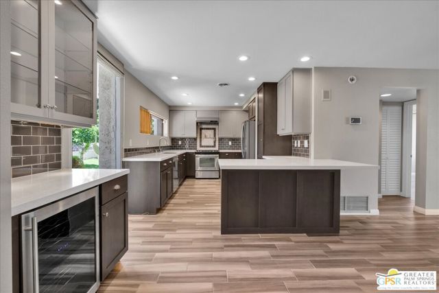 261 E La Verne Way B, Palm Springs, CA 92264