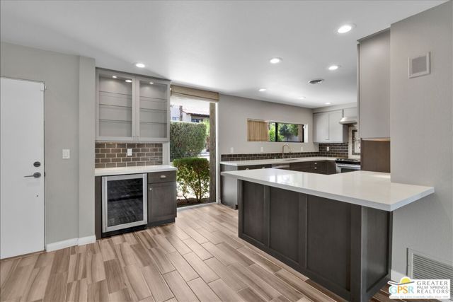 261 E La Verne Way B, Palm Springs, CA 92264