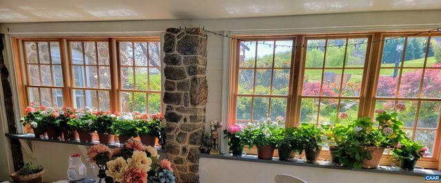 128 ROCKFISH ORCHARD DR, Afton, VA 22920