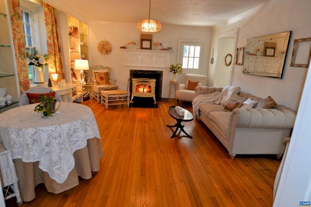 128 ROCKFISH ORCHARD DR, Afton, VA 22920