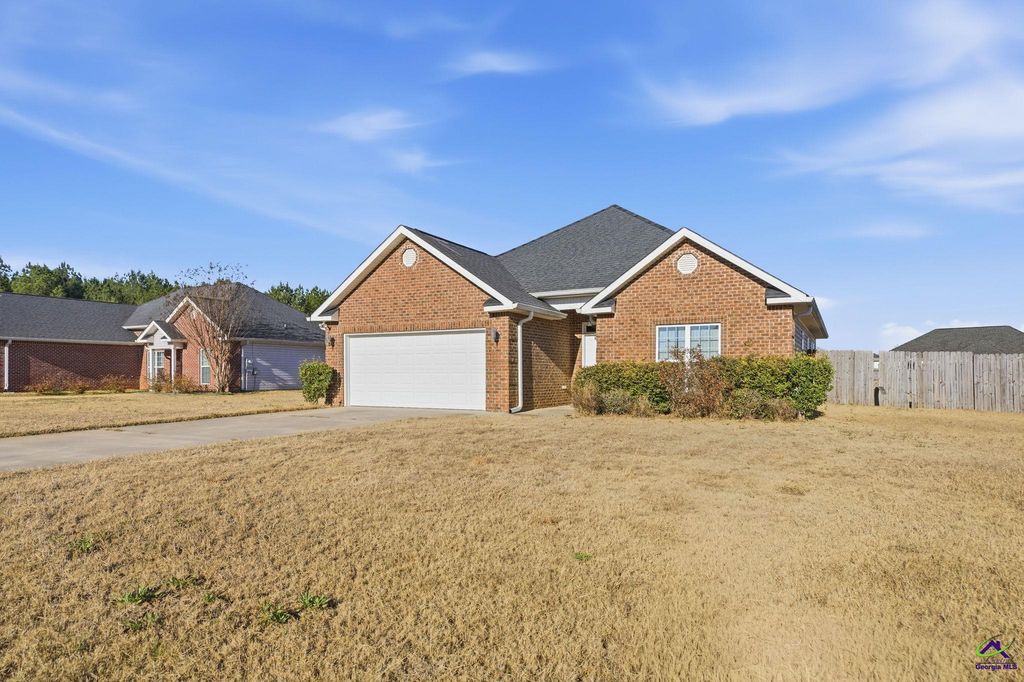 204 Brandon Way, Byron, GA 31008