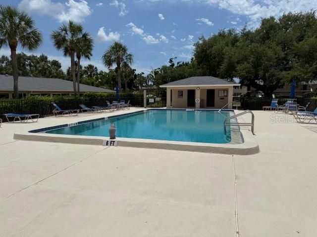 7012 W COUNTRY CLUB DRIVE N 137, Sarasota, FL 34243