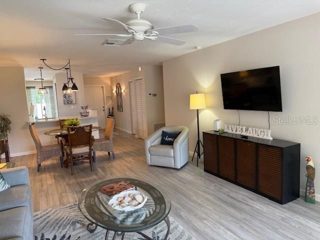 7012 W COUNTRY CLUB DRIVE N 137, Sarasota, FL 34243
