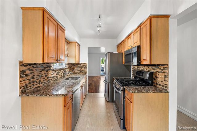 1741 Southfield Road, Birmingham, MI 48009