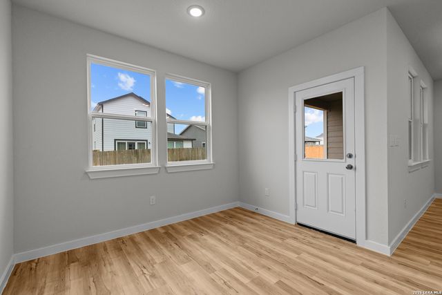 8657 RUCKER POND TRAIL, San Antonio, TX 78252