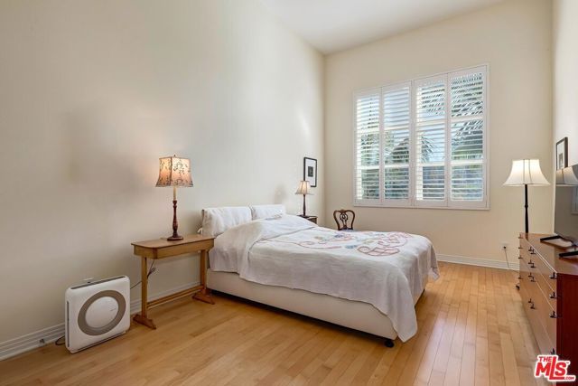 7100 Playa Vista Drive 421, Los Angeles, CA 90094