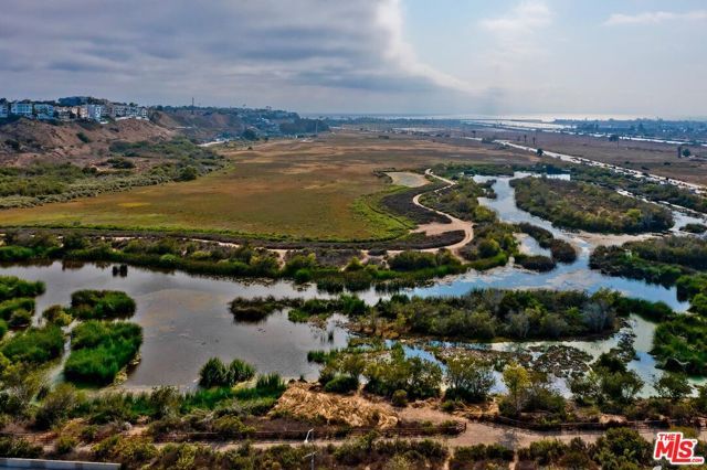 7100 Playa Vista Drive 421, Los Angeles, CA 90094