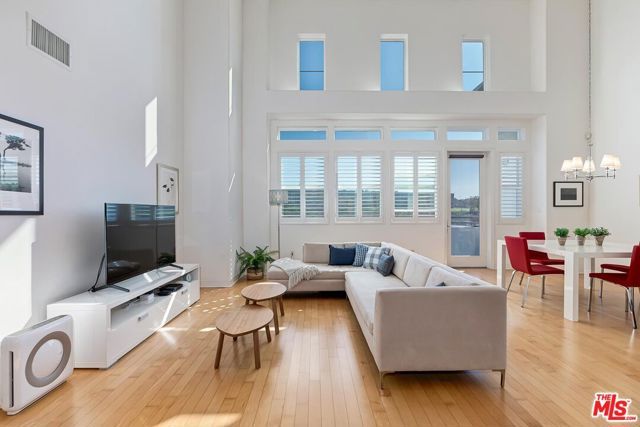 7100 Playa Vista Drive 421, Los Angeles, CA 90094