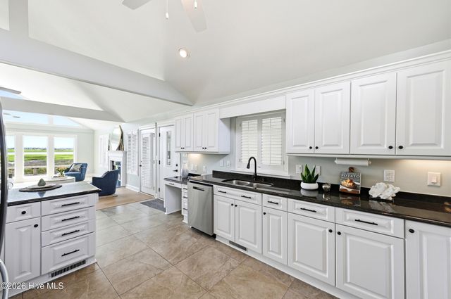 119 Sound View Drive, Hampstead, NC 28443
