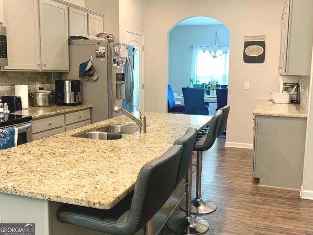 491 Shady Glen, Dallas, GA 30132