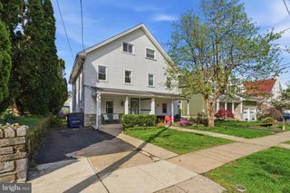 2508 CHESTNUT AVE, Ardmore, PA 19003