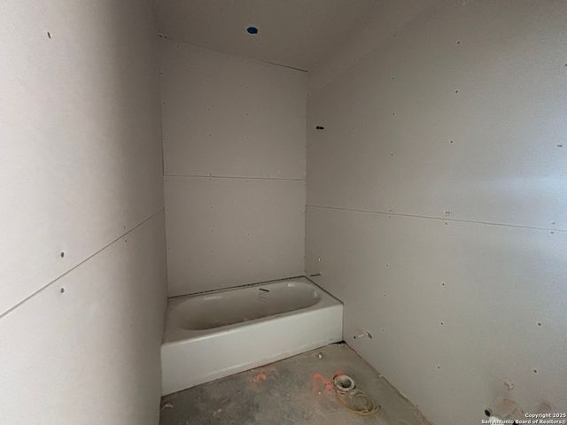 12846 Hill Plains Dr., Schertz, TX 78154