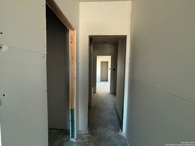 12846 Hill Plains Dr., Schertz, TX 78154