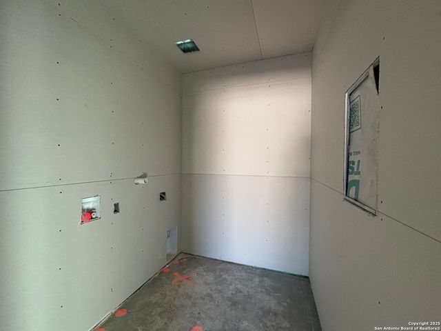 12846 Hill Plains Dr., Schertz, TX 78154