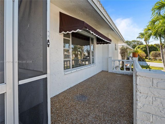 7504 NW 70th Ave, Tamarac, FL 33321