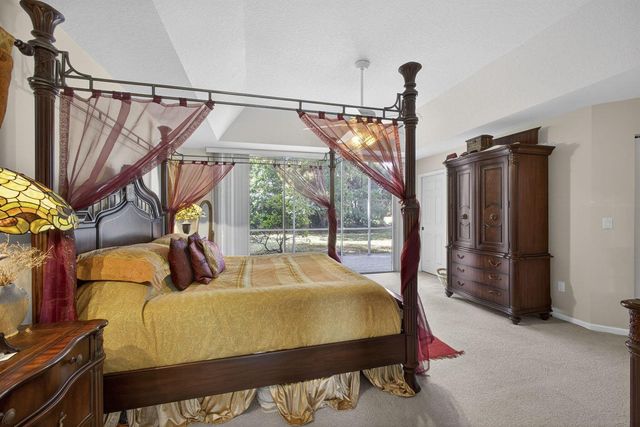 1940 S Club Drive, Wellington, FL 33414