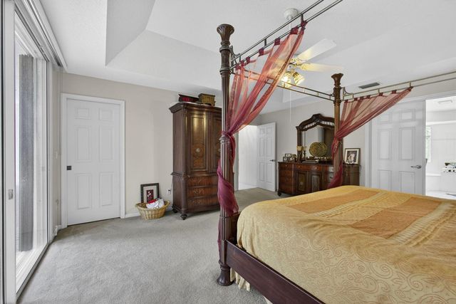 1940 S Club Drive, Wellington, FL 33414