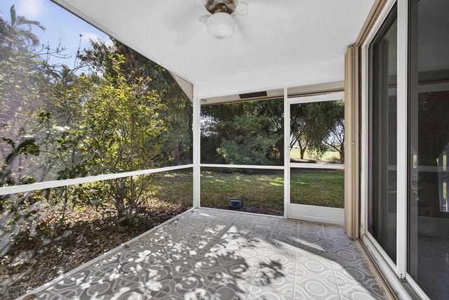 1940 S Club Drive, Wellington, FL 33414