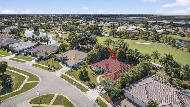 1940 S Club Drive, Wellington, FL 33414