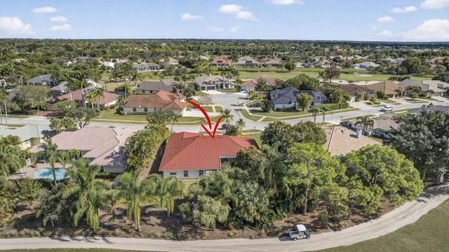 1940 S Club Drive, Wellington, FL 33414