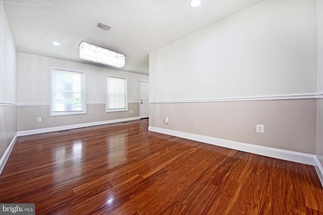 5761 SUITLAND RD, Suitland, MD 20746