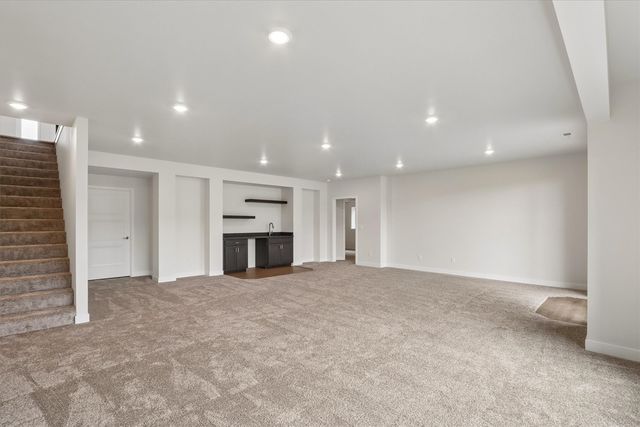 1026 Highland Trail, Solon, IA 52333