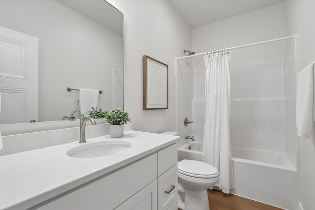 1026 Highland Trail, Solon, IA 52333