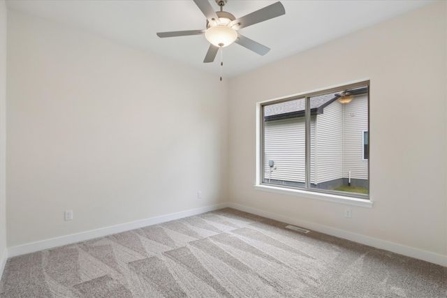 1026 Highland Trail, Solon, IA 52333