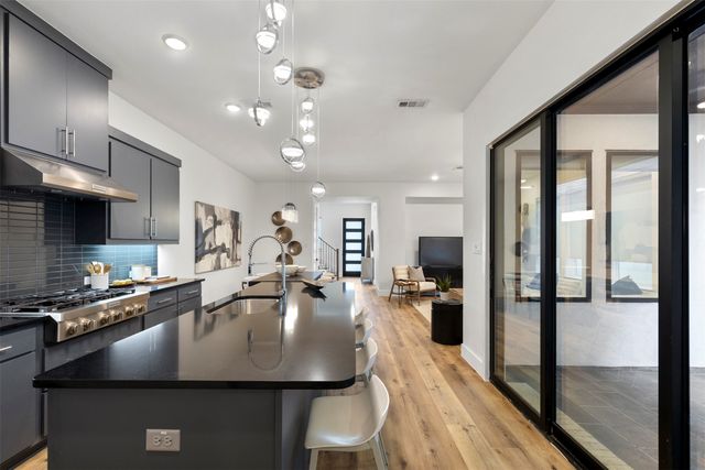 7312 Collin Mckinney Parkway, Mckinney, TX 75070
