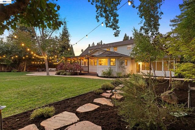150 Timberline Ct, Danville, CA 94526