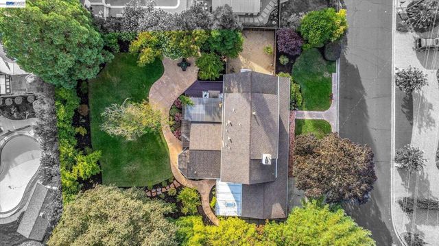 150 Timberline Ct, Danville, CA 94526