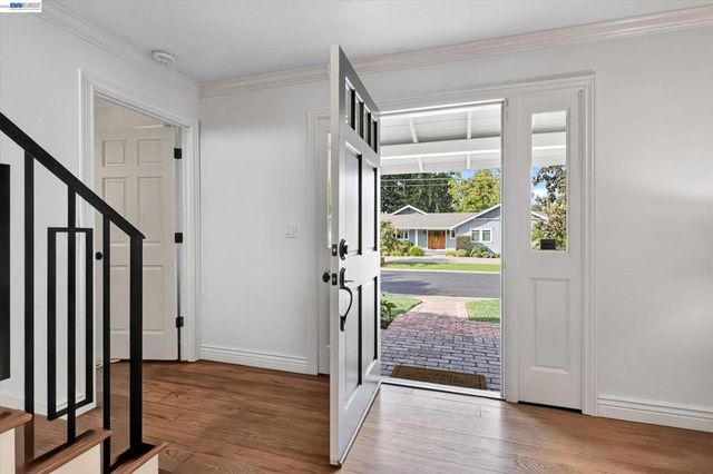 150 Timberline Ct, Danville, CA 94526