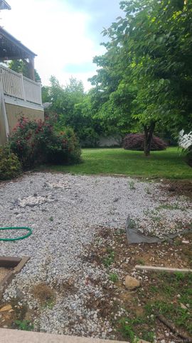 11 De Clark Place, Nanuet, NY 10954
