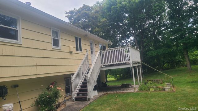 11 De Clark Place, Nanuet, NY 10954