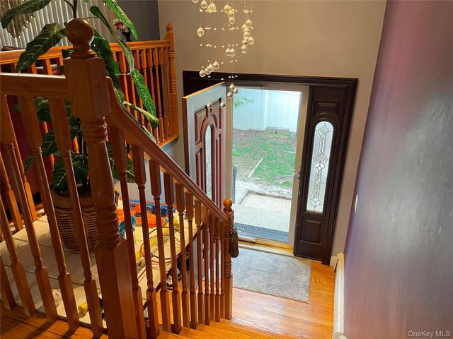 11 De Clark Place, Nanuet, NY 10954