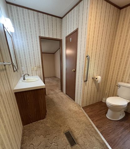 1693 US-60, Ledbetter, KY 42058