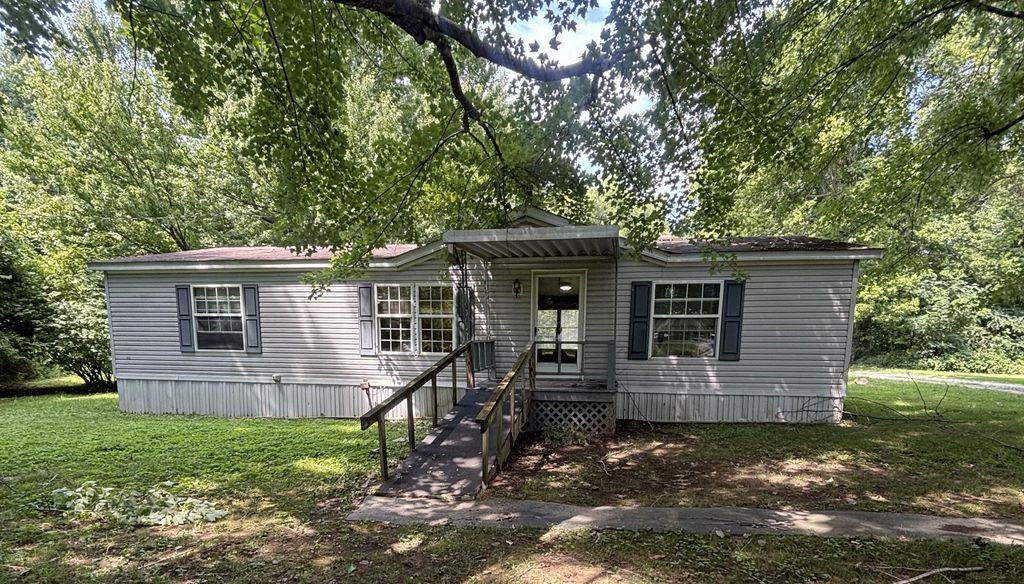 1693 US-60, Ledbetter, KY 42058